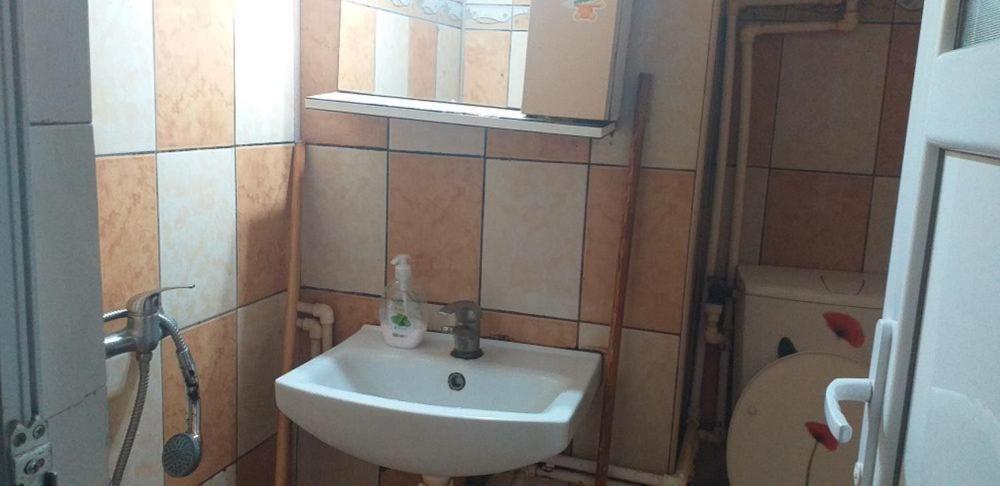 Apartament Garsoniera Buzău Zewnętrze zdjęcie